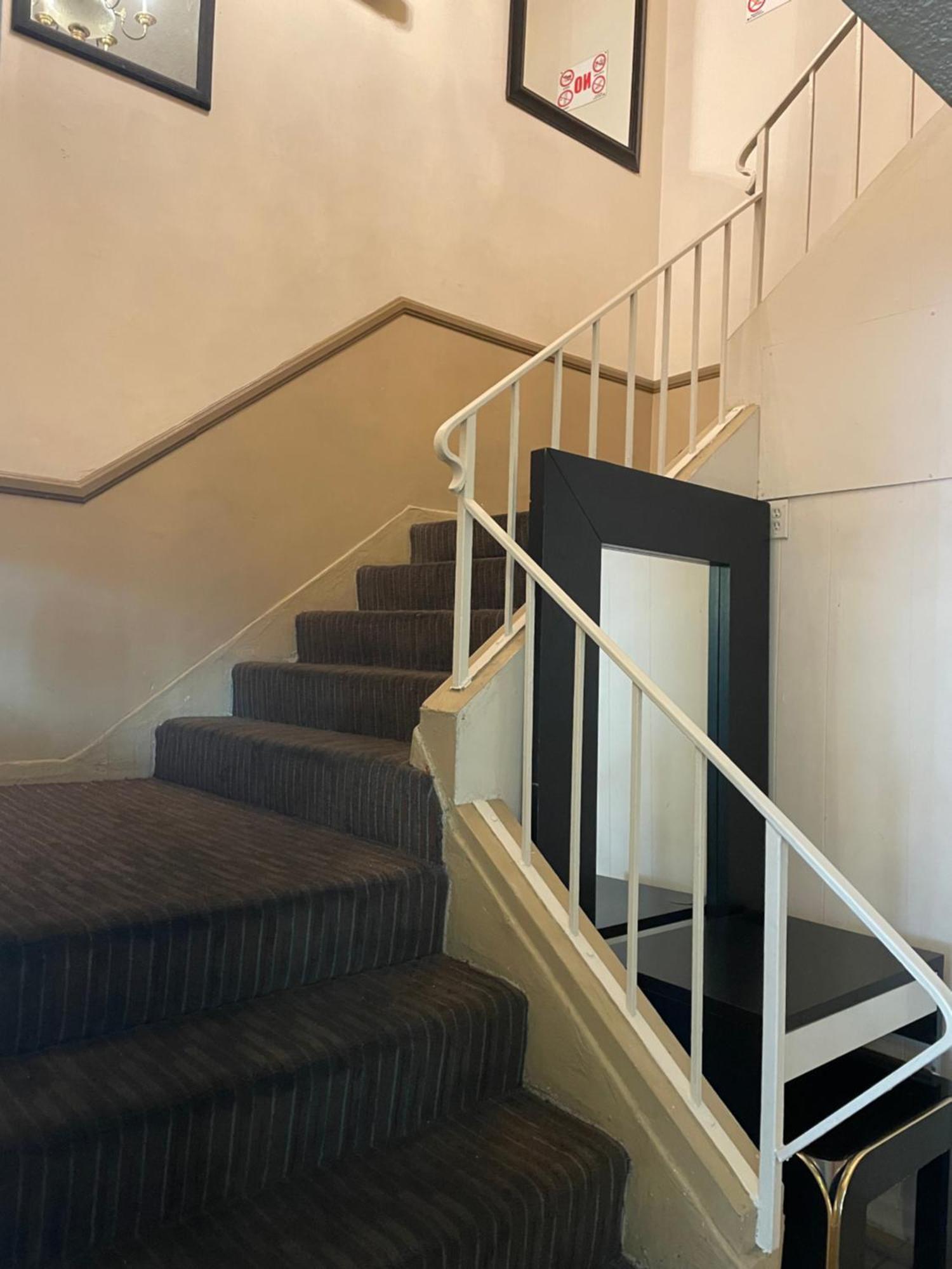 פולרטון Grand Inn מראה חיצוני תמונה