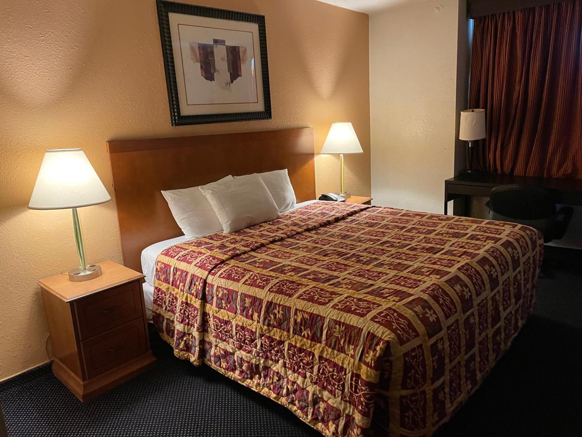 פולרטון Grand Inn מראה חיצוני תמונה