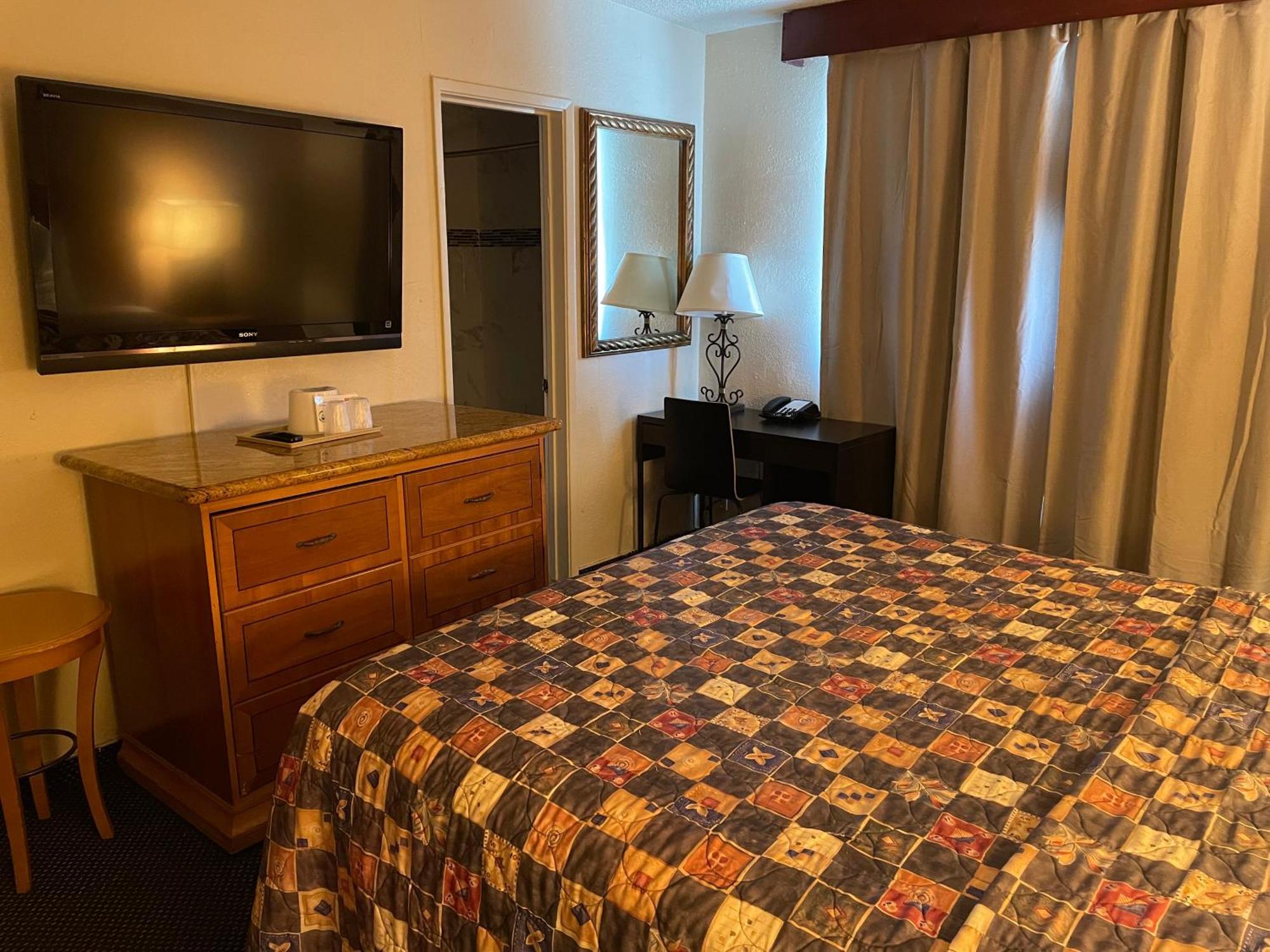 פולרטון Grand Inn מראה חיצוני תמונה